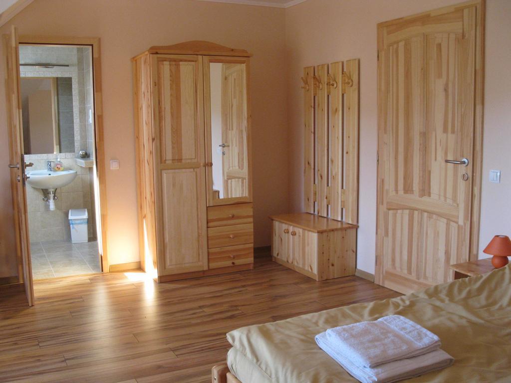 Vidor Vendeghaz Hotel Demjén Kamer foto