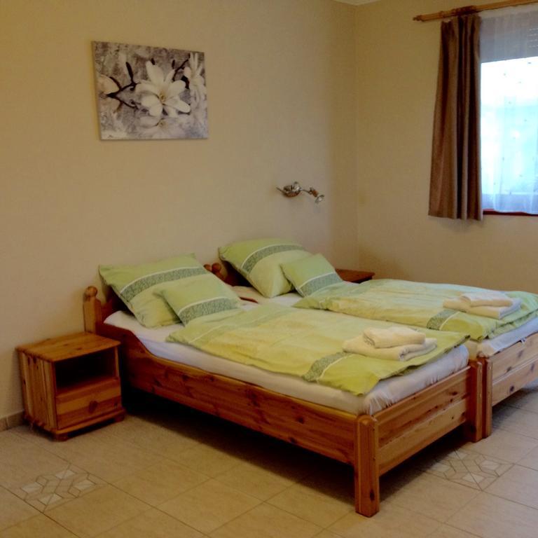 Vidor Vendeghaz Hotel Demjén Buitenkant foto