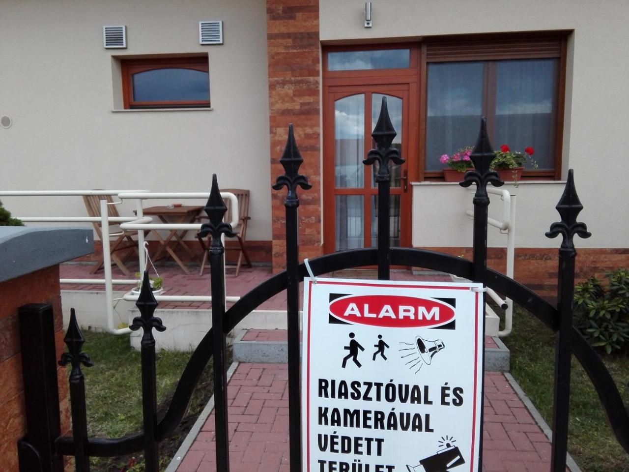 Vidor Vendeghaz Hotel Demjén Buitenkant foto
